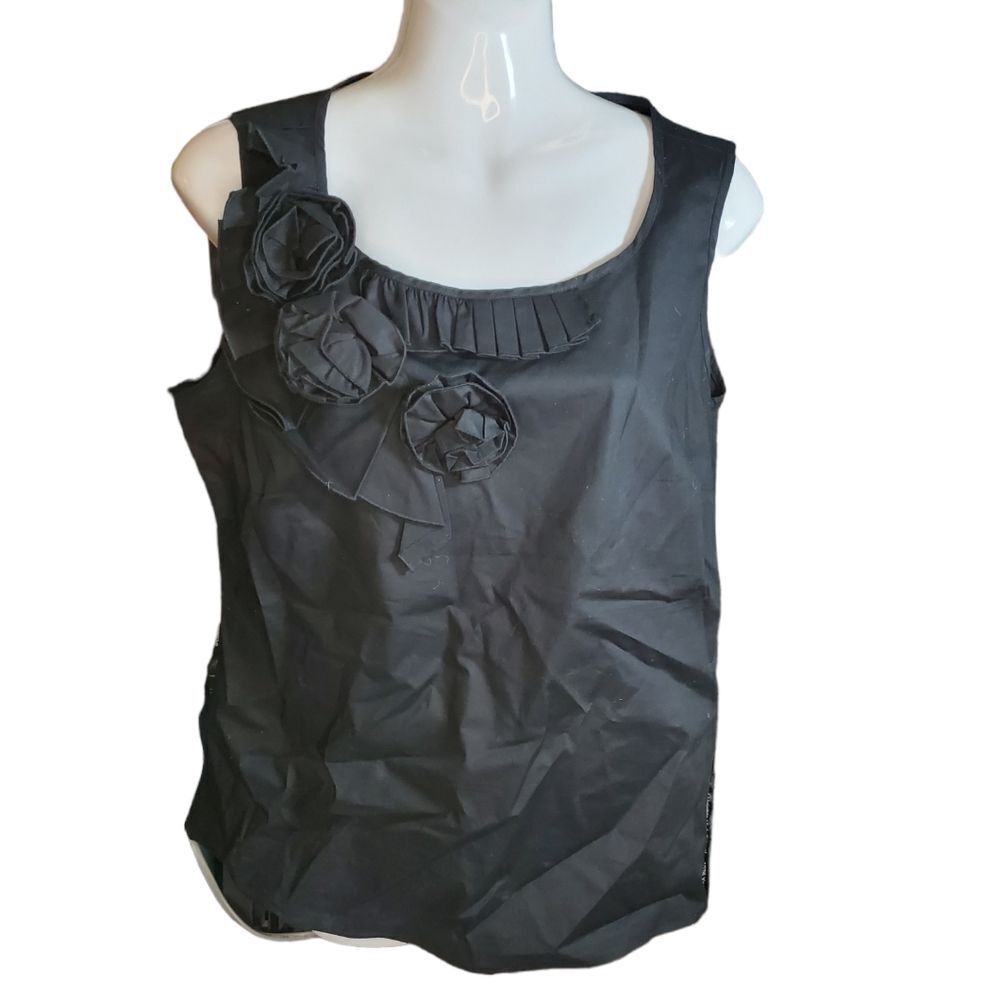 IZOD black sleeveless tank with roses M